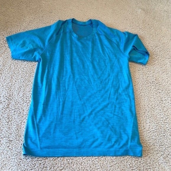 Lululemon Metal Vent Tech Shirt Mens Size S Blue Stretch Gym